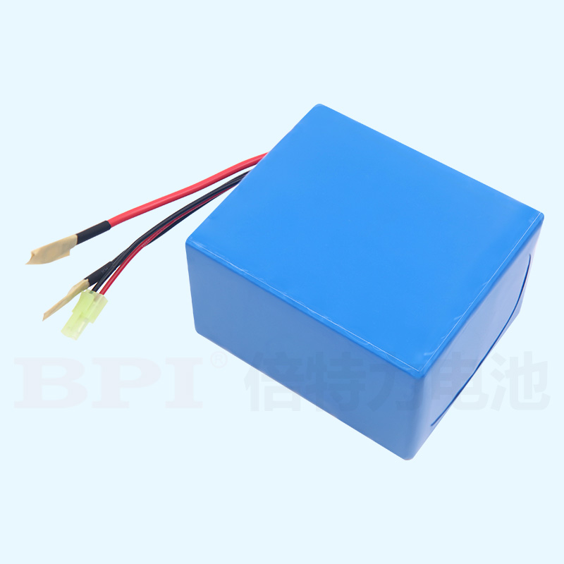300W 18650 lithium ion battery for outdoor energy storage power supply